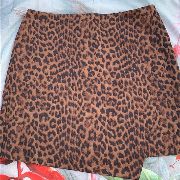 Ann Taylor Asymmetrical Skirt NWOT - Picture 1 of 12